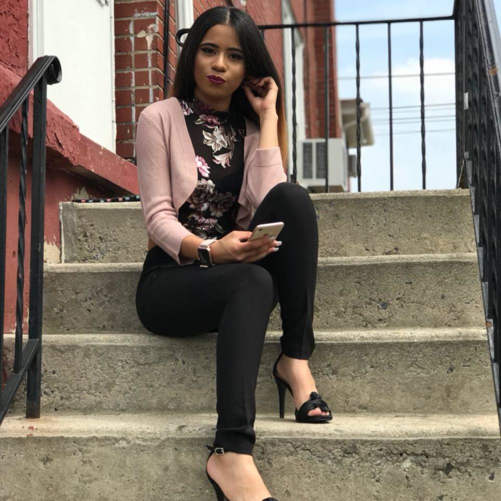 Meet your Posher, Fabiola